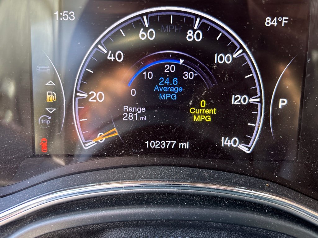 Used 2019 Black Jeep Altitude image 8