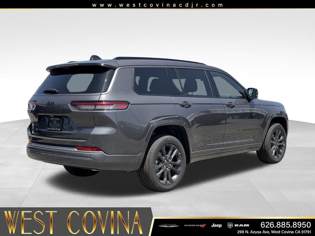 New 2026 Baltic Gray Metallic Clear-Coat Exterior Paint Jeep Limited Reserve image 7