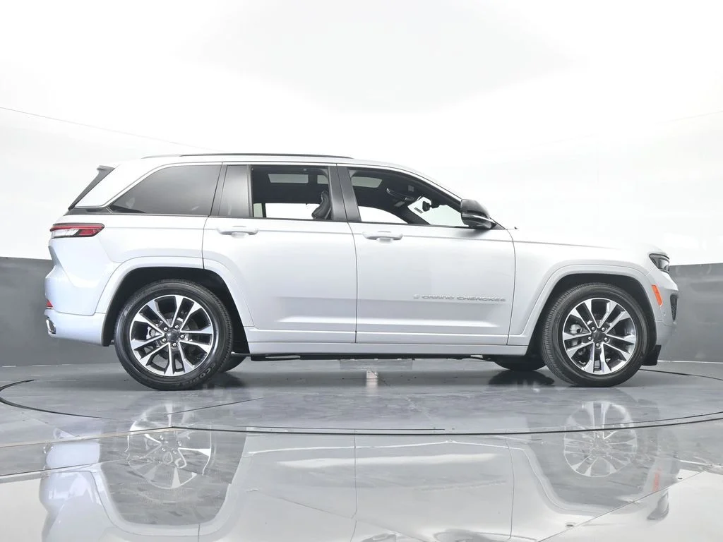 2024 Jeep Grand Cherokee Overland - Photo 69