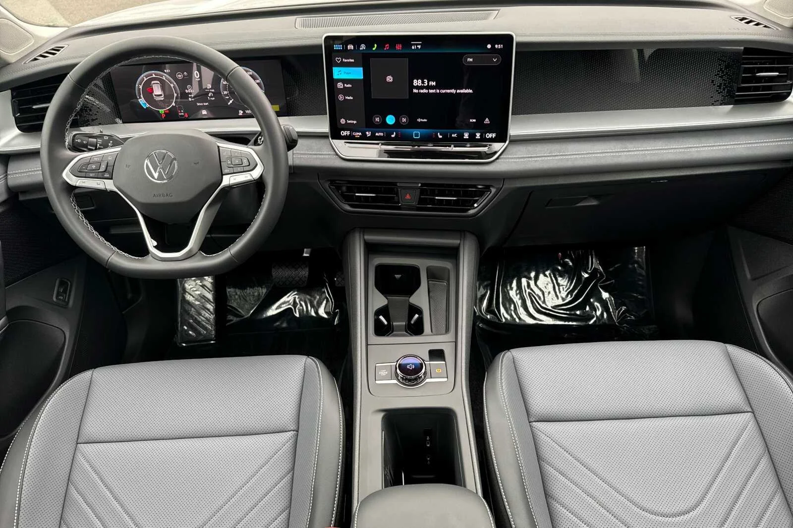 New 2026 White Volkswagen 2.0T SE image 13
