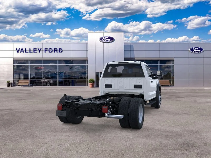 New 2026 Oxford White Ford F-550® XL image 33