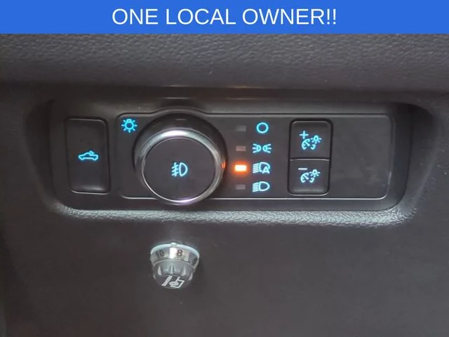 Used 2025 Blue Ford XLT image 18