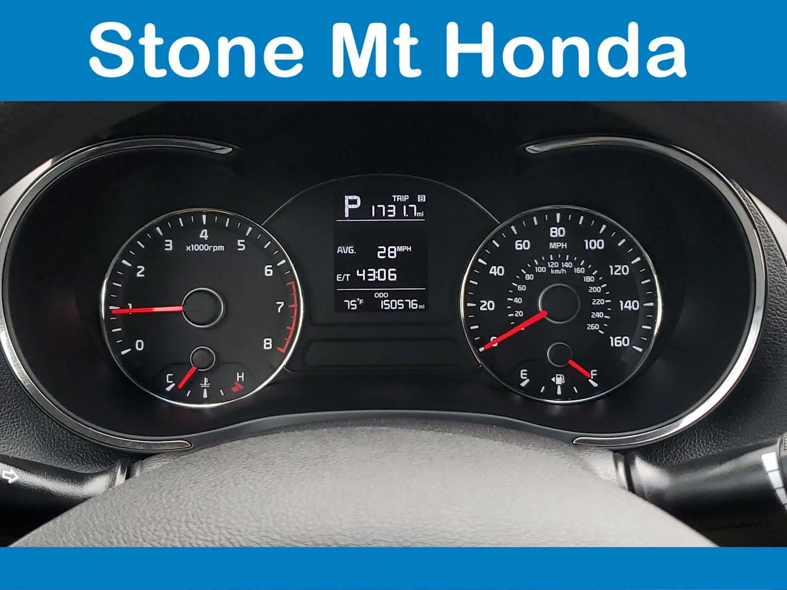 Used 2017 Clear White Kia LX image 22