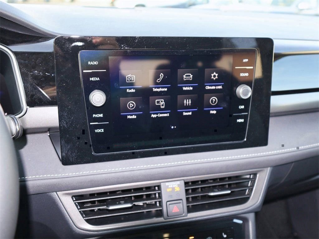 2026 Volkswagen Taos SE Black - Photo 18