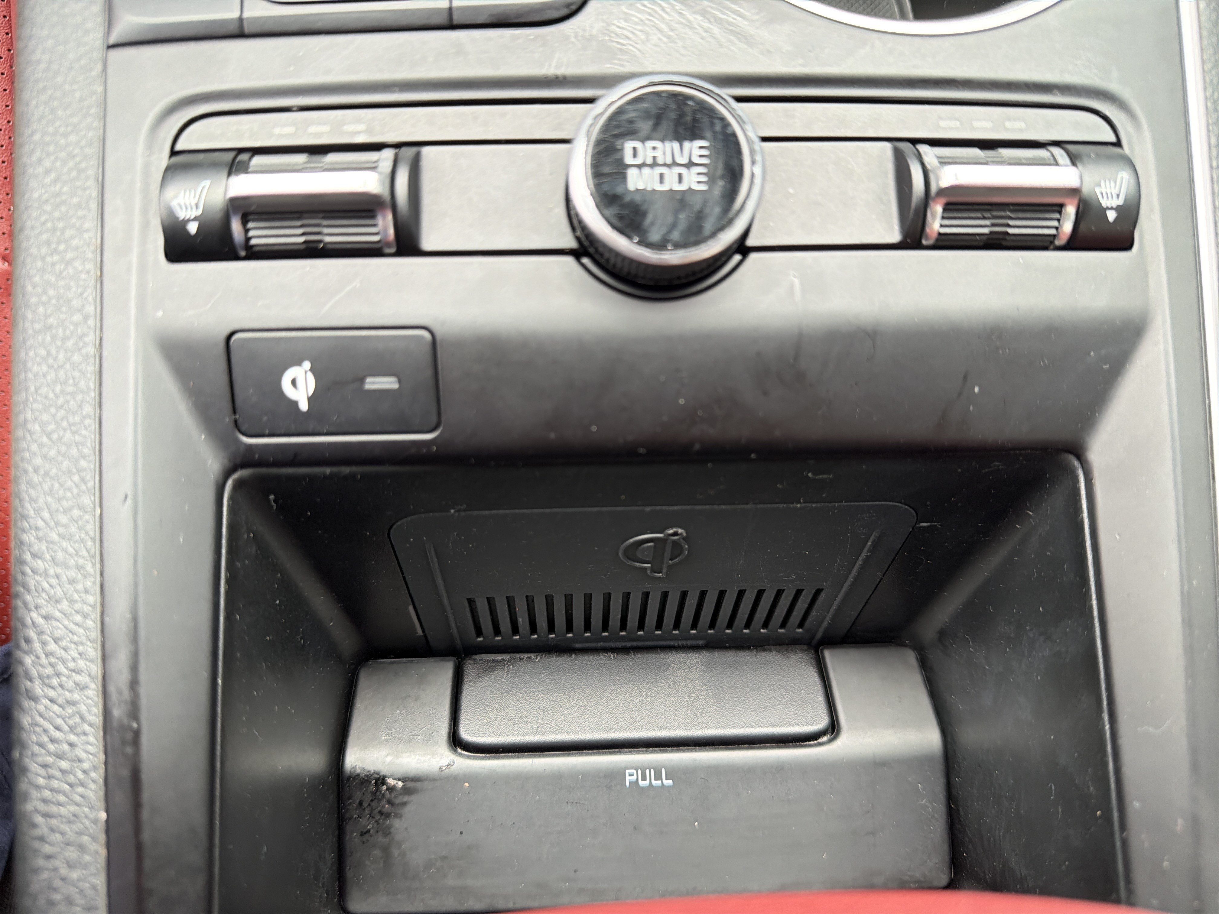 Used 2024 Wolf Gray Kia GT-Line image 14