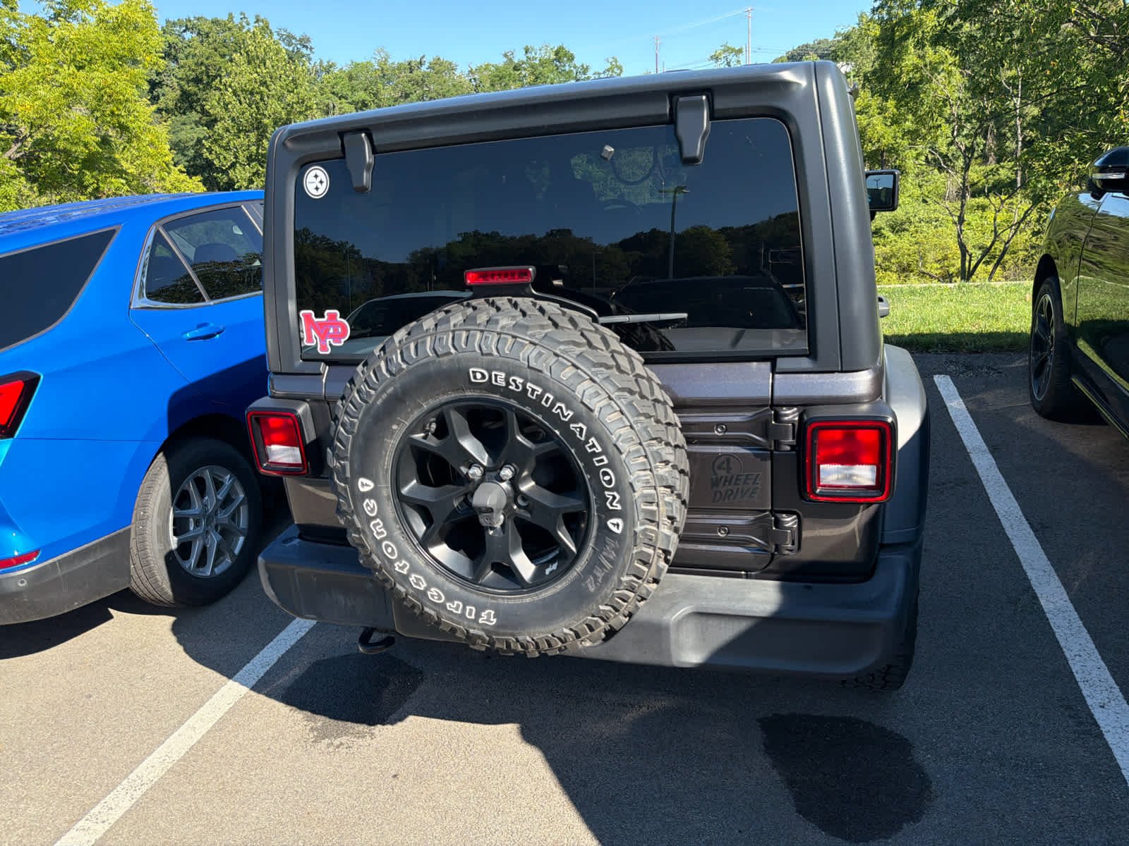 Used 2021 Granite Crystal Metallic Clearcoat Jeep Unlimited Willys image 7