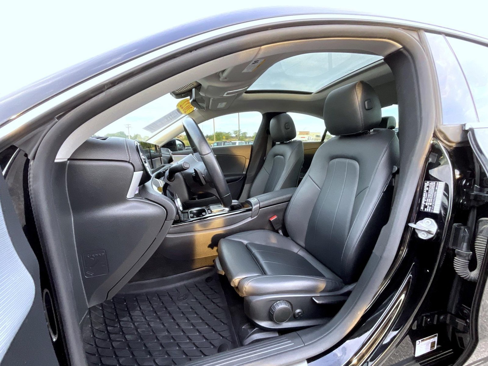 2022 Mercedes-Benz CLA CLA250 - Photo 10