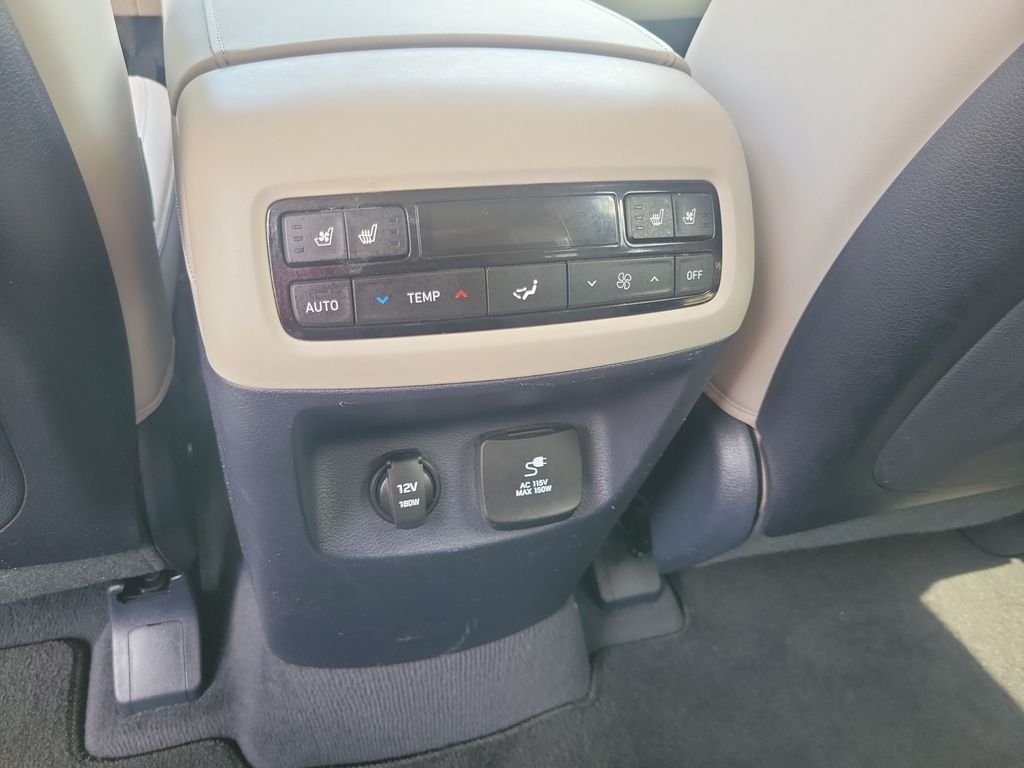Used 2021 White Hyundai Calligraphy image 33