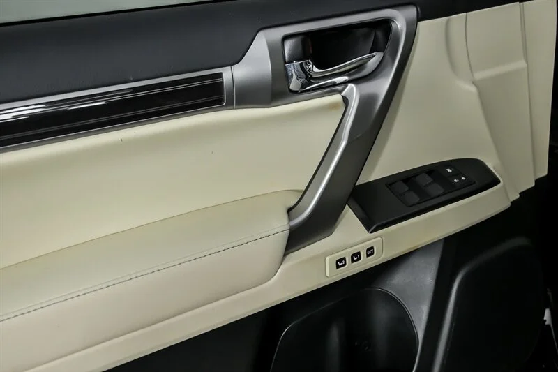 Used 2023 Black Onyx Lexus  image 16