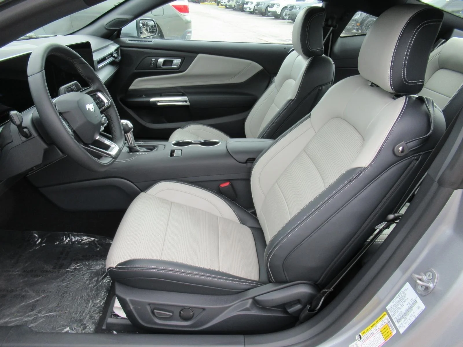 2025 Ford Mustang EcoBoost Premium Fastback - Photo 15