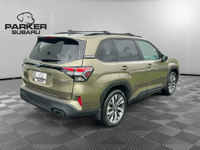 New 2026 AUTUMN GREEN METALLIC Subaru Touring image 5