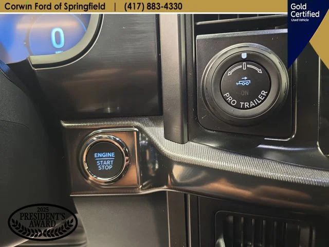 Certified Used 2024 Oxford White Ford Lariat image 31