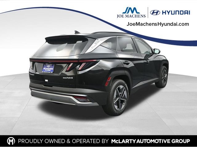 Used 2025 Gray Hyundai SEL Convenience image 8