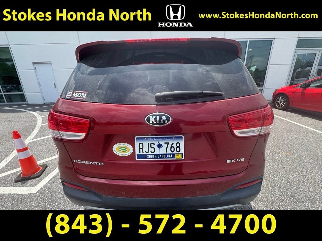 Used 2016 Red Kia EX image 7