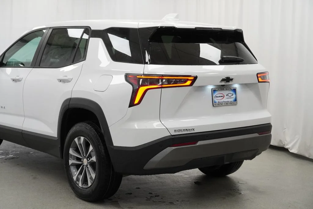 New 2026 Summit White Chevrolet LT image 36