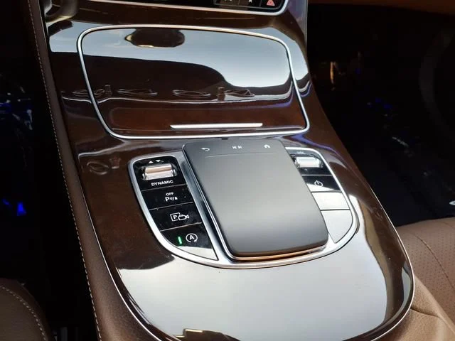 Used 2023 White Mercedes-Benz 4MATIC® image 26