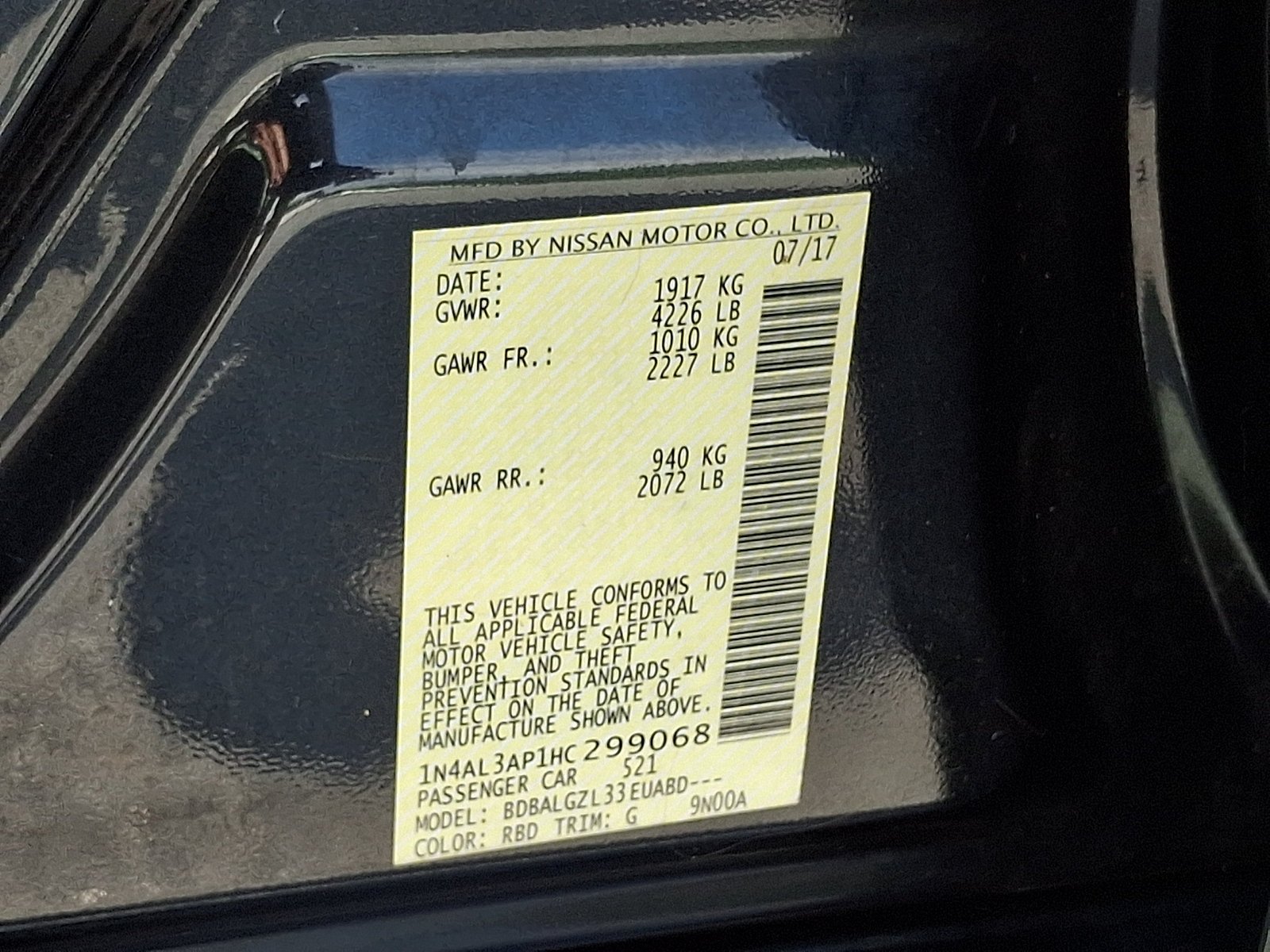 Used 2017 Storm Blue Nissan 2.5 S image 27