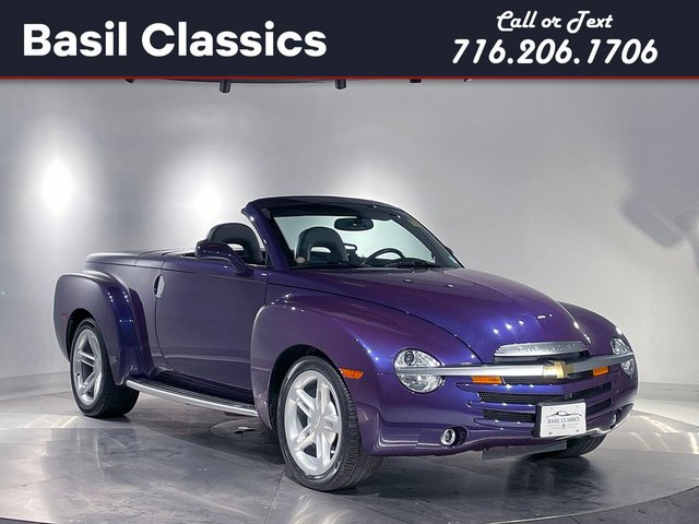 2004 Chevrolet SSR Base