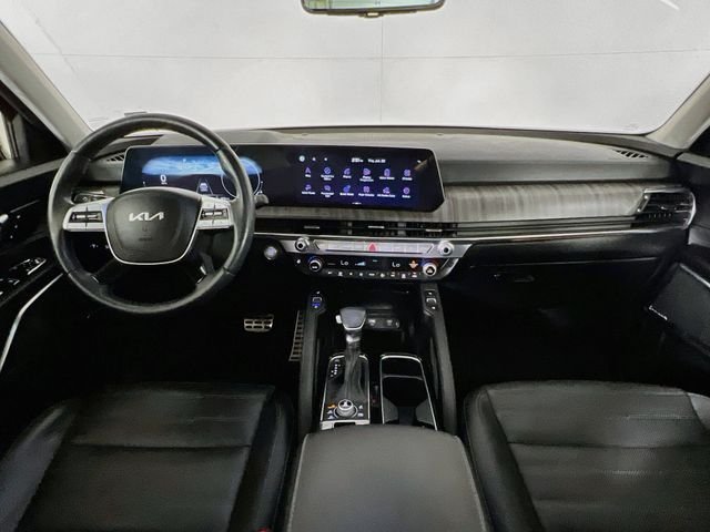 Used 2024 Red Kia SX-Prestige image 25