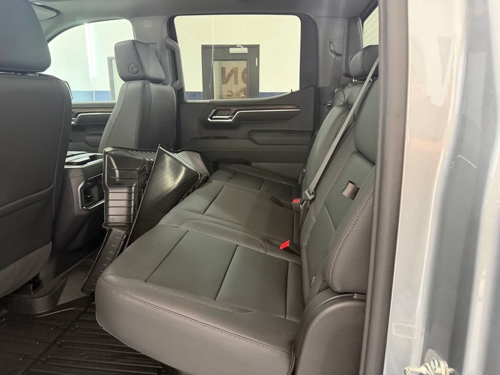 2026 GMC Sierra 1500 SLT - Photo 32