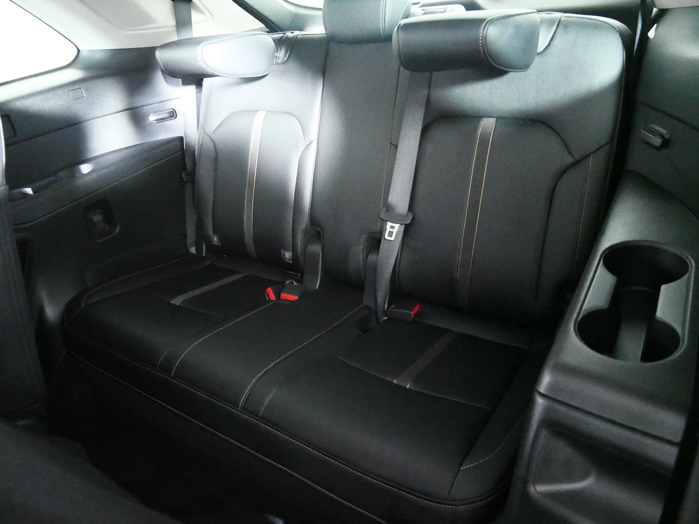 Certified Used 2025 Rhodium White Premium Mazda Select Package image 33