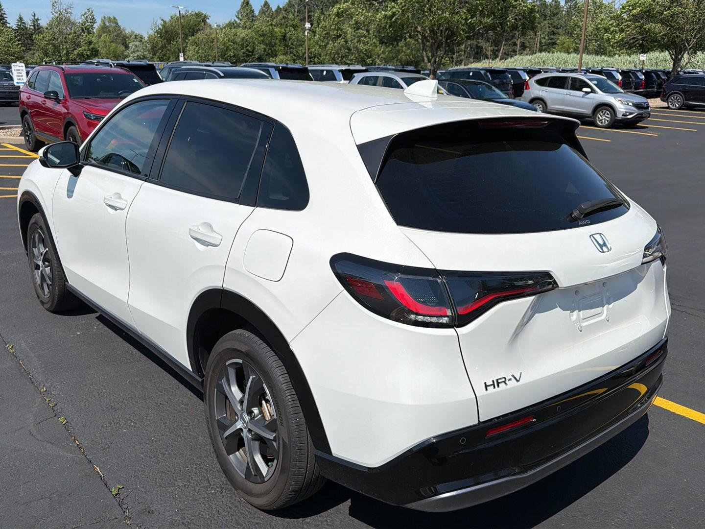 Used 2025 Platinum White Pearl Honda EX-L image 4