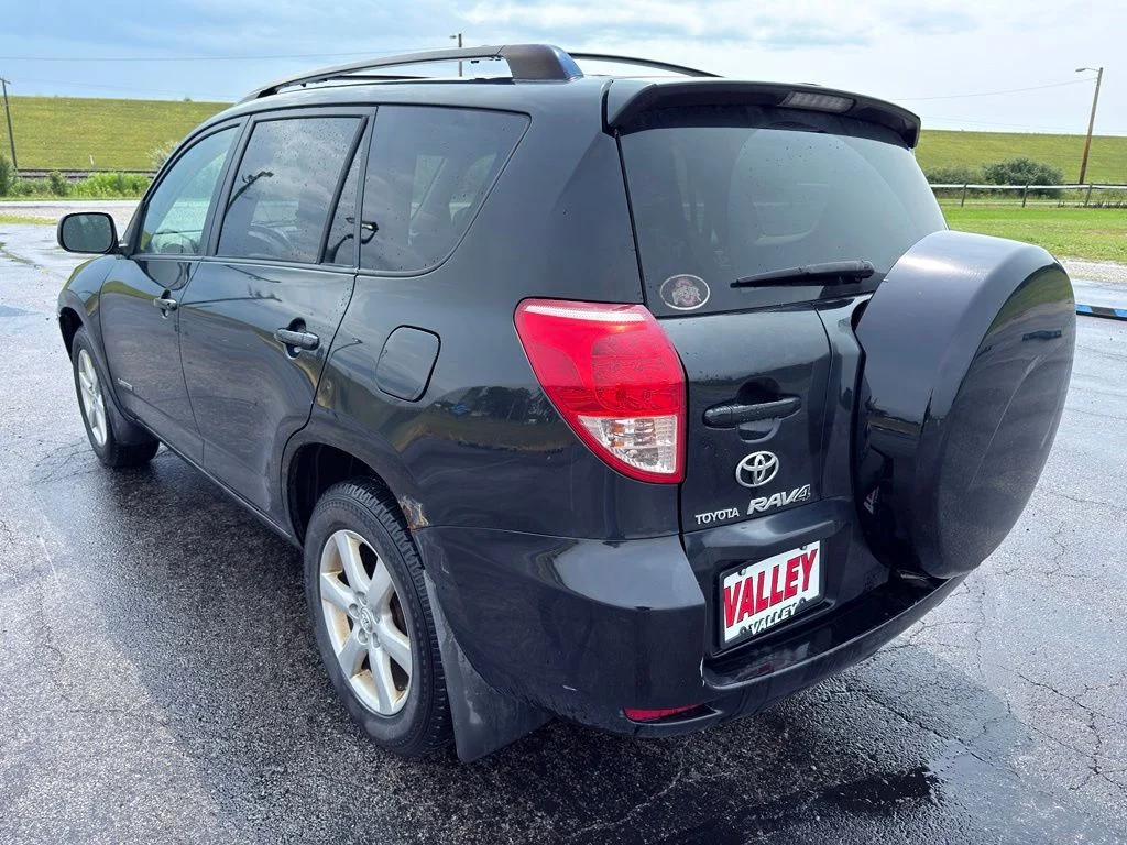 Used 2007 Black Toyota Limited image 12