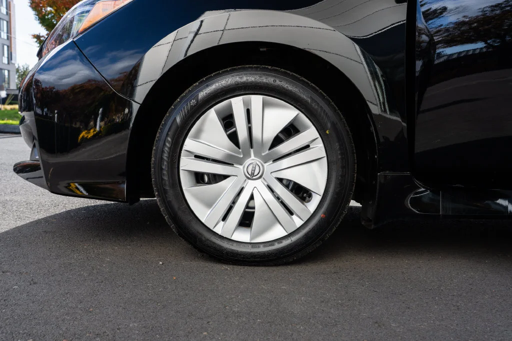 Used 2023 Black Nissan S image 7