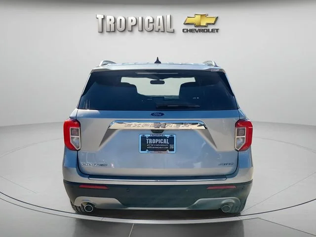 Used 2023 Silver Ford Limited image 4