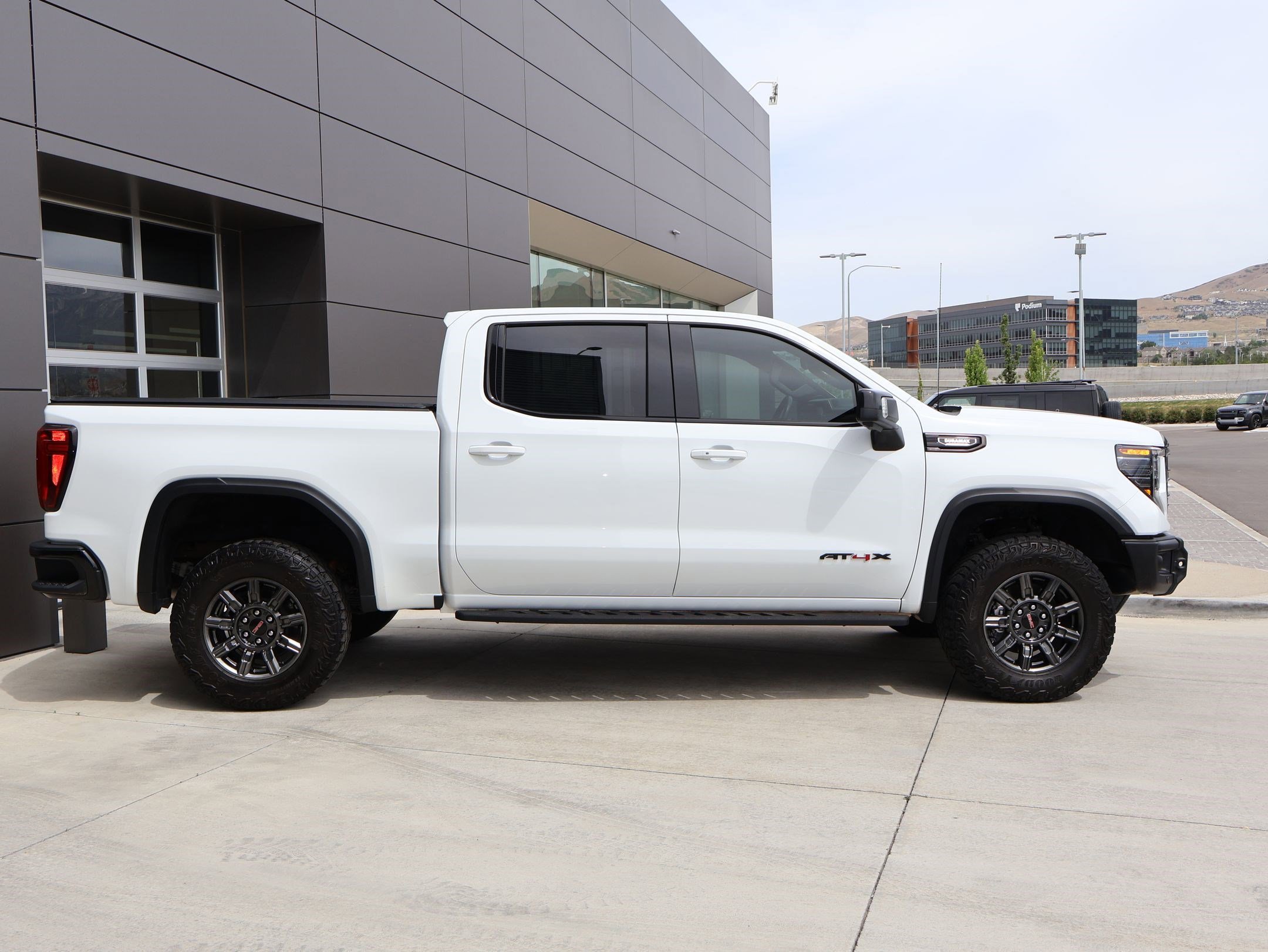 Used 2024 Summit White GMC AT4X image 4