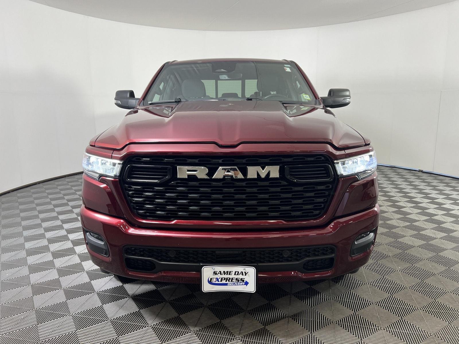 Used 2025 Delmonico Red Pearlcoat Ram Big Horn image 28