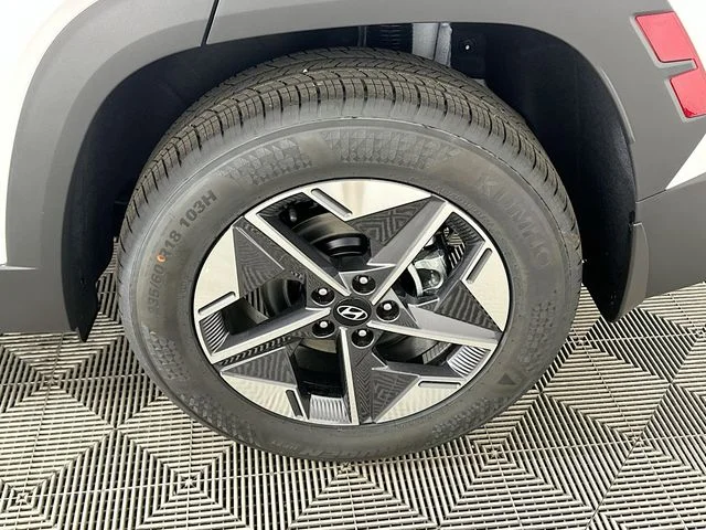 New 2026 Hyundai TUCSON SEL