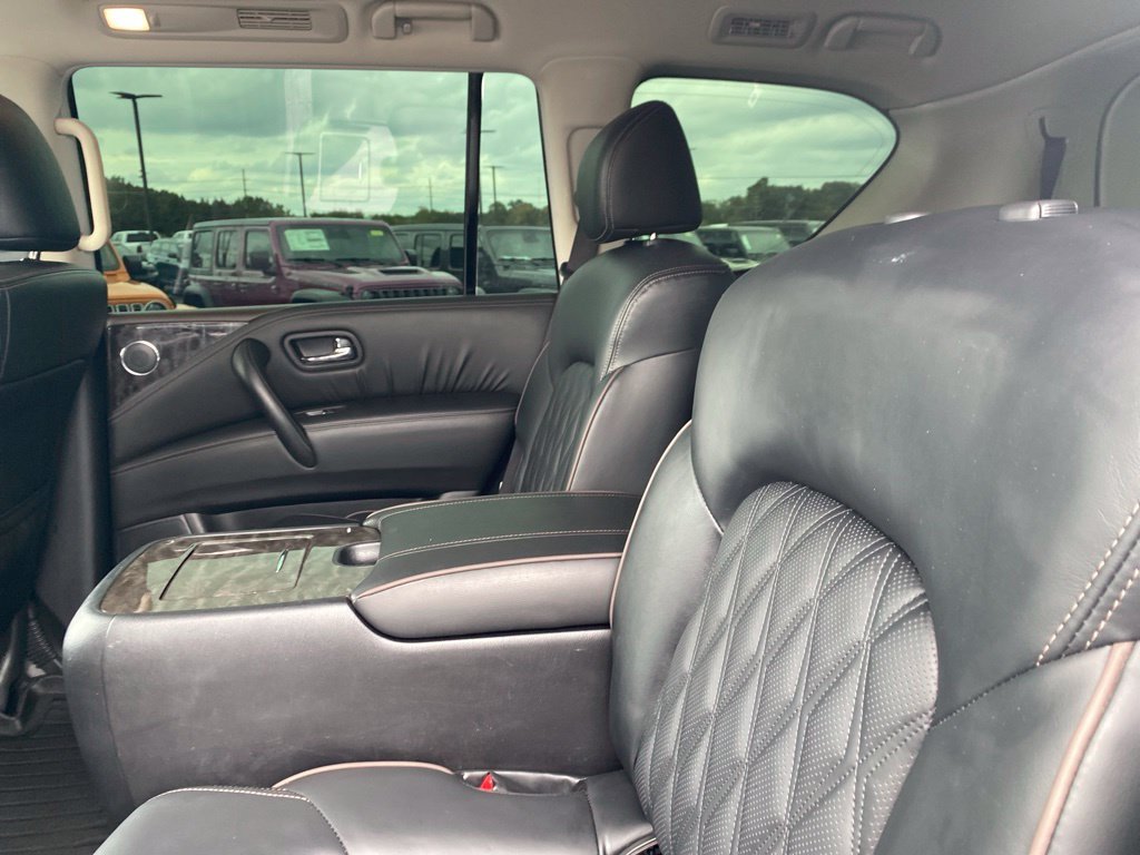 Used 2024 Black Nissan Platinum image 33