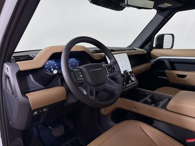 New 2026 Fuji White Land Rover X-Dynamic SE image 9