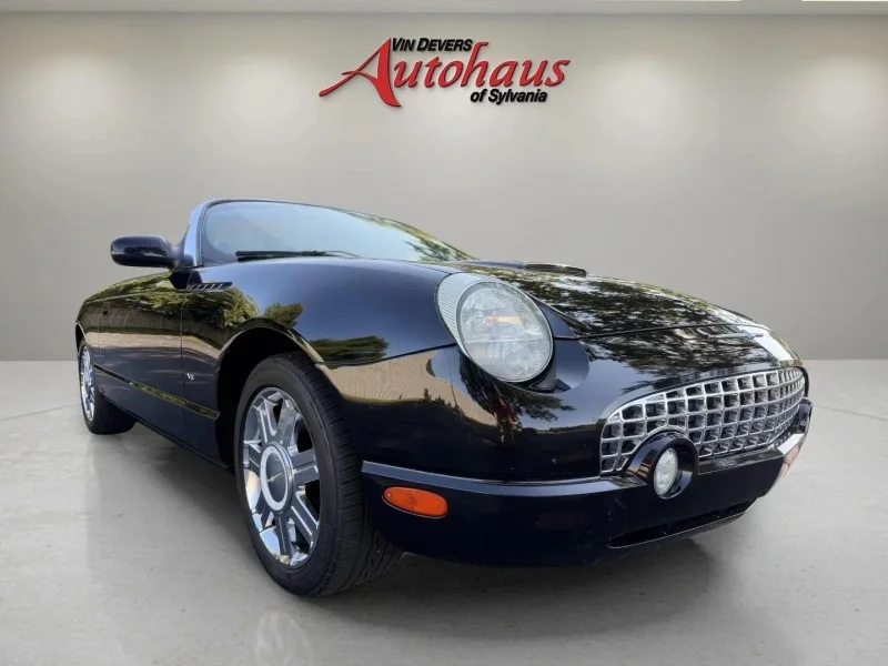 2004 Ford Thunderbird