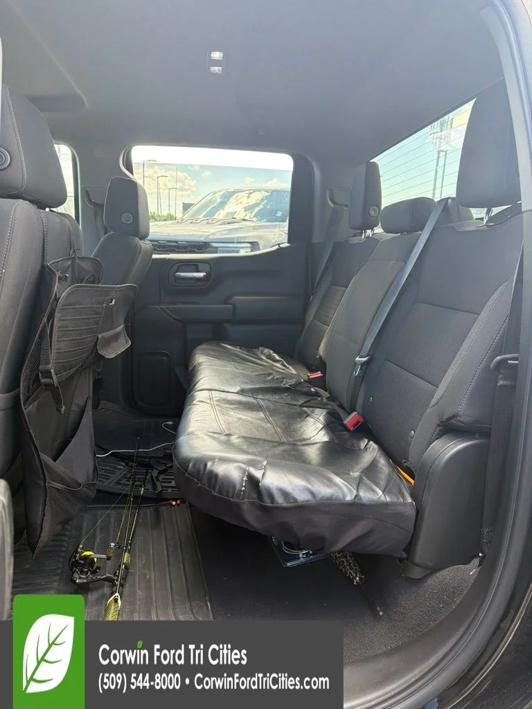 Used 2021 Black Chevrolet LT image 6