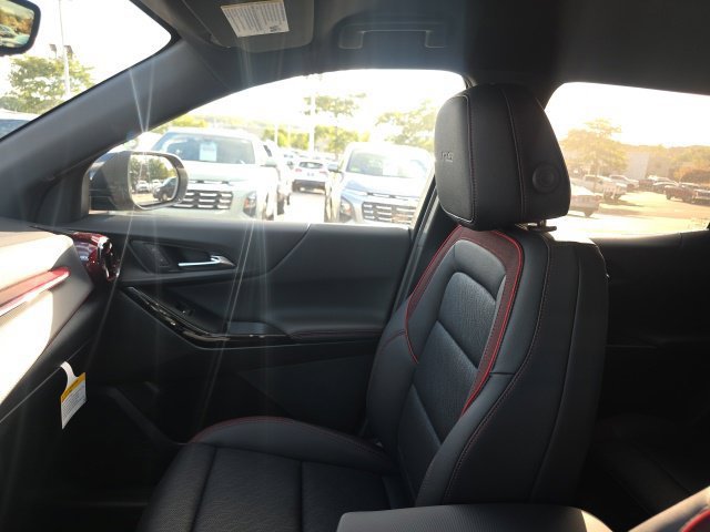 New 2027 Mosaic Black Metallic Chevrolet RS image 25