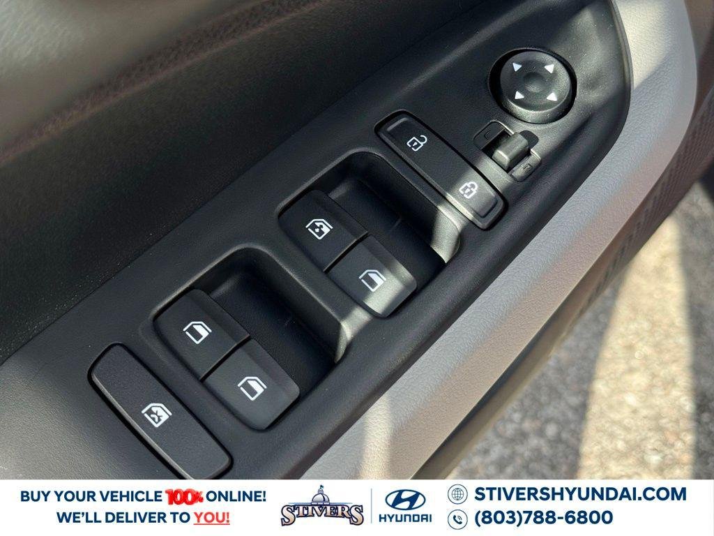 2026 Hyundai Venue SEL - Photo 23