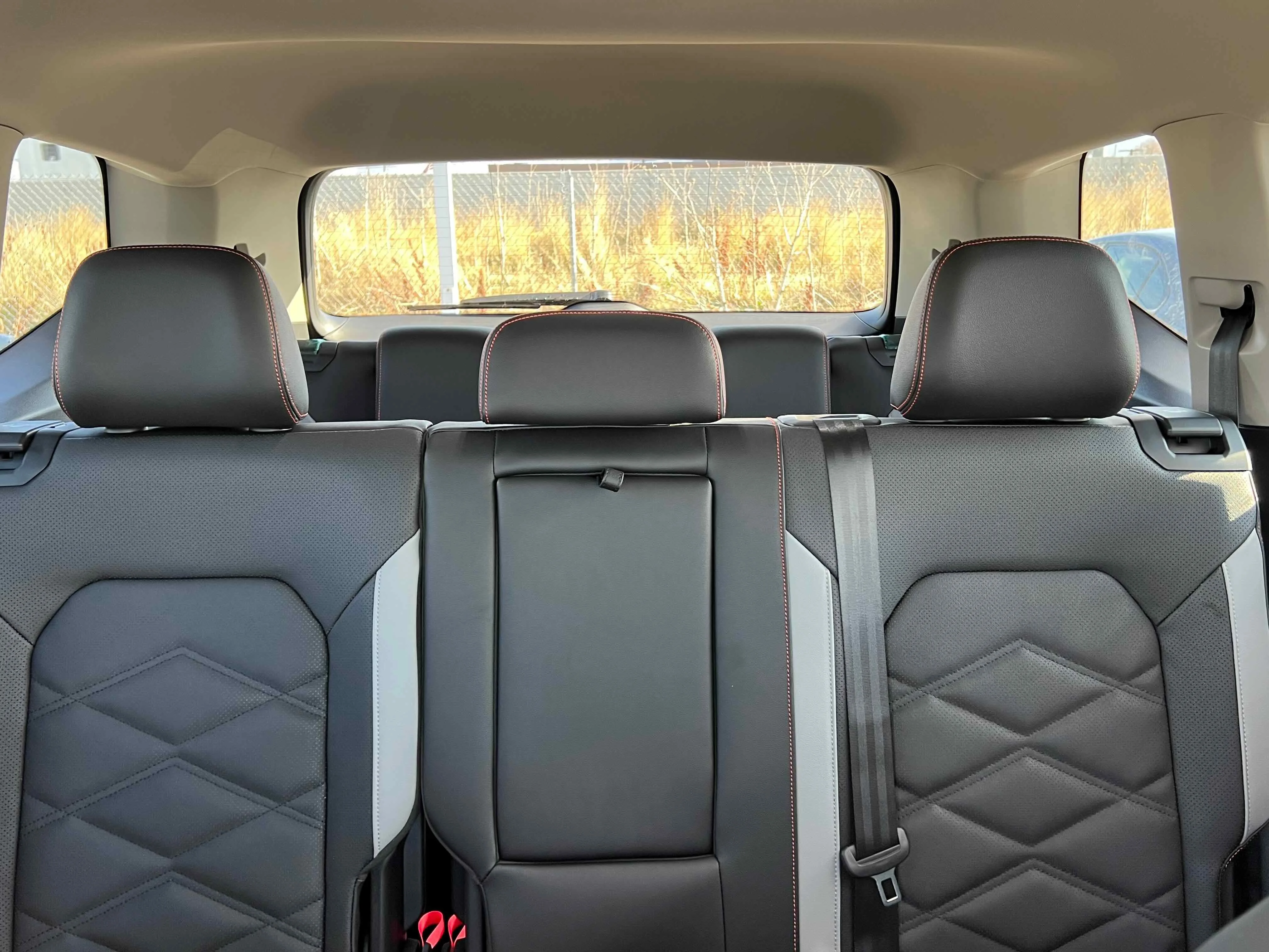 New 2026 Deep Black Volkswagen 2.0T Peak Edition image 24
