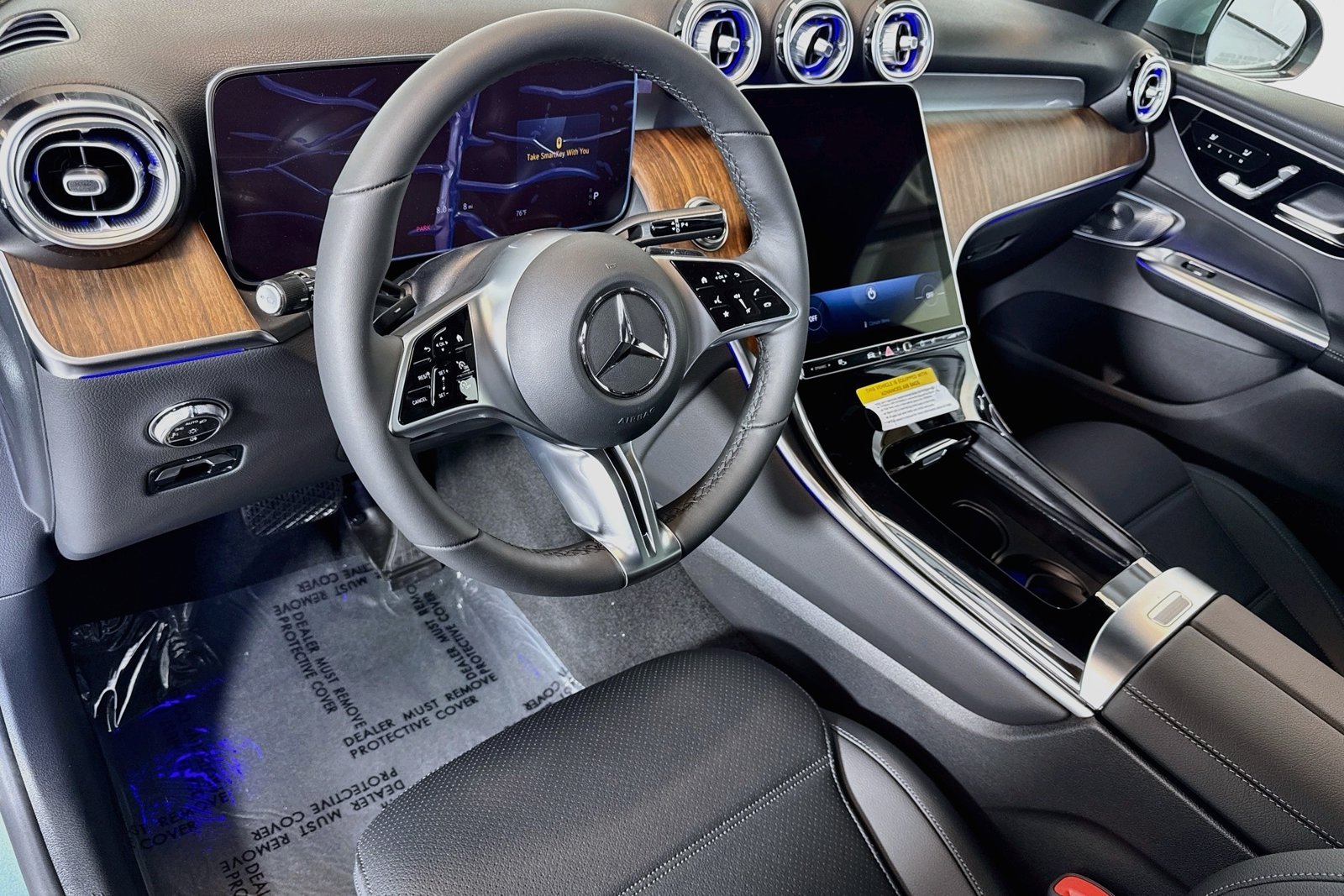 New 2026 Verde Silver Metallic Mercedes-Benz GLC 300 image 9