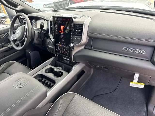 New 2027 Silver-Zynith Exterior Paint RAM Laramie image 38