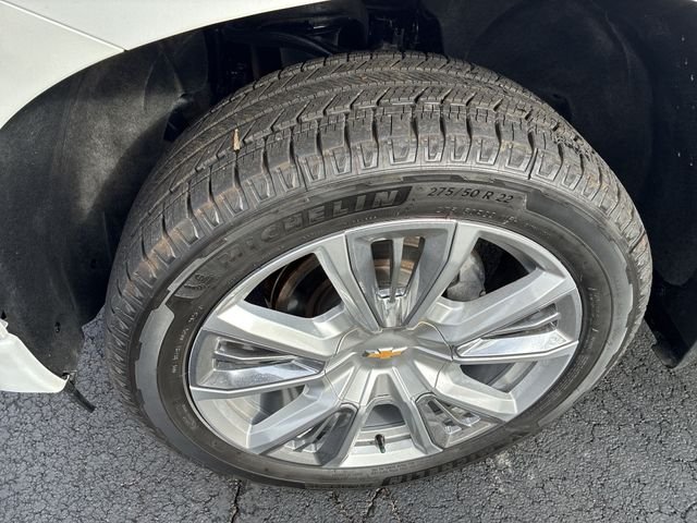 Used 2023 Beige Chevrolet High Country image 10