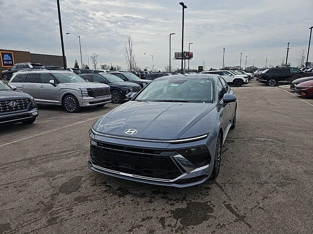 2026 Hyundai Sonata Limited's photo