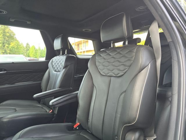Used 2020 Black Hyundai Limited image 18