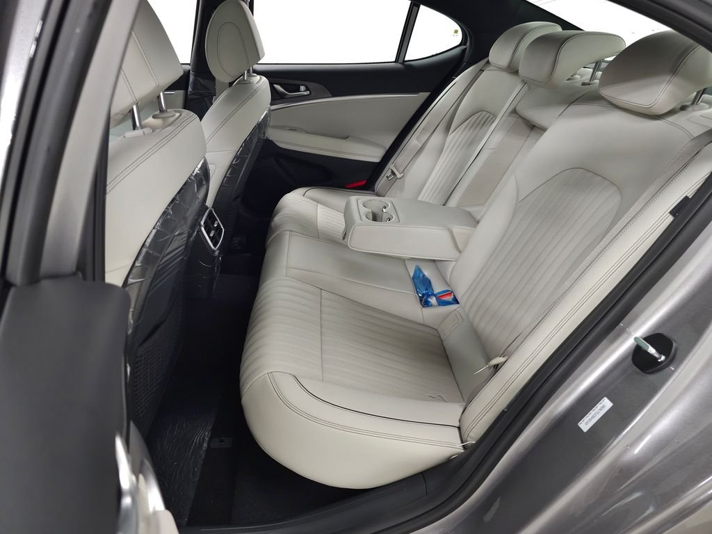 New 2026 Silver Genesis 3.3T SPORT PRESTIGE image 30