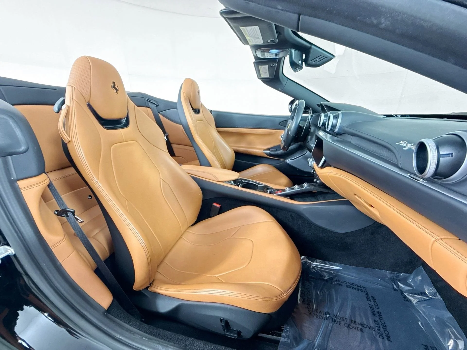 Certified Used 2019 Nero Ferrari Base image 23