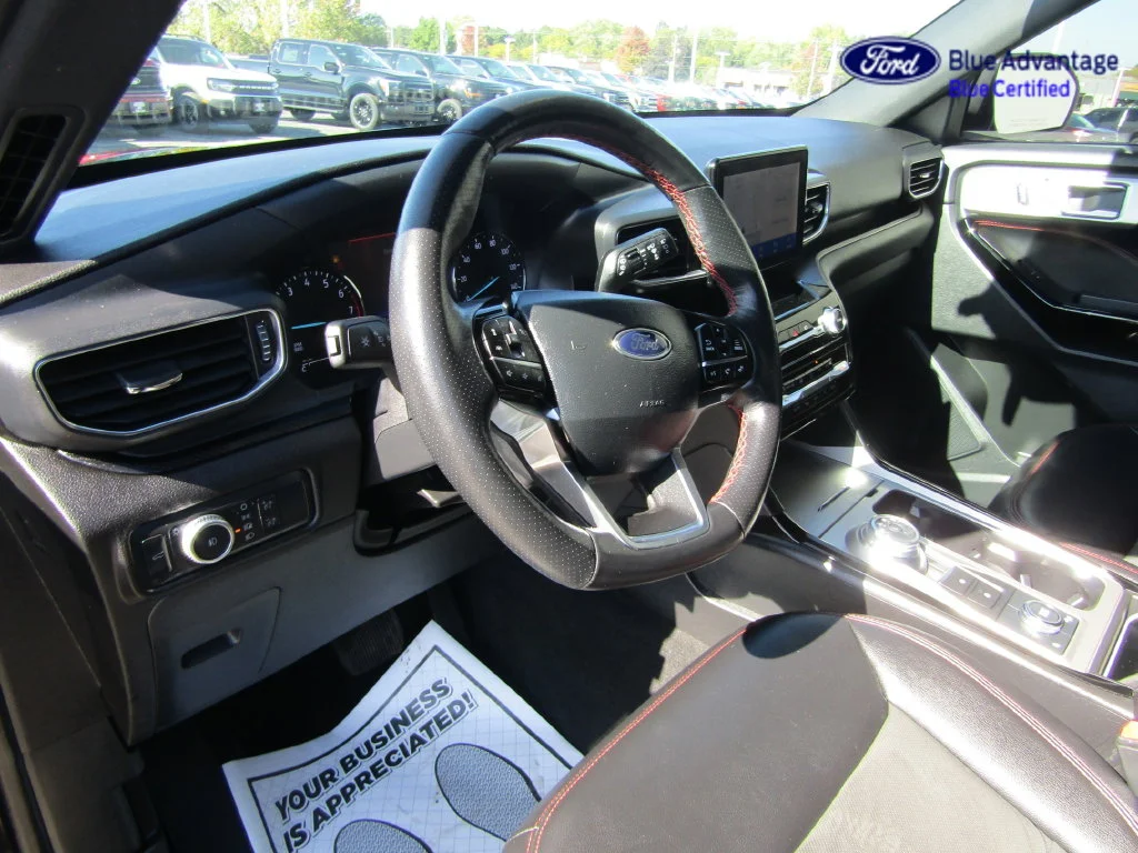 Certified Used 2022 Agate Black Metallic Ford ST-Line image 16
