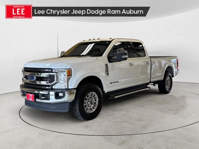 Used 2022 White Ford XLT image 1