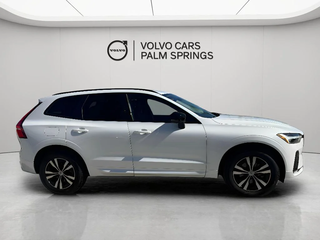 2025 Volvo XC60 Core - Photo 8