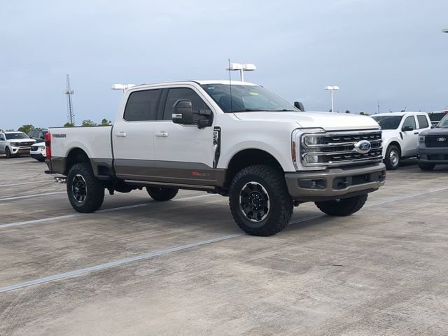 New 2026 Star White Metallic Tri-Coat Ford F-250® King Ranch® image 105